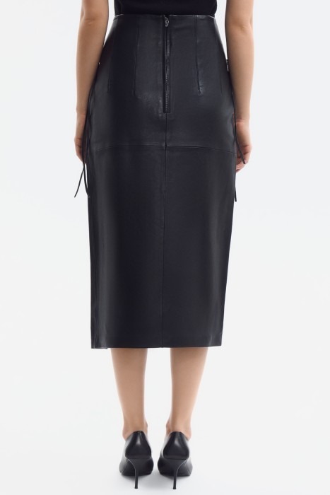 юбка из натуральной кожи по цене 13320 руб вид справа