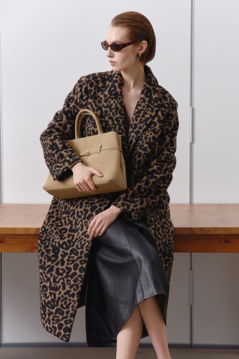 юбка из натуральной кожи от бренда снежная королева вид слева