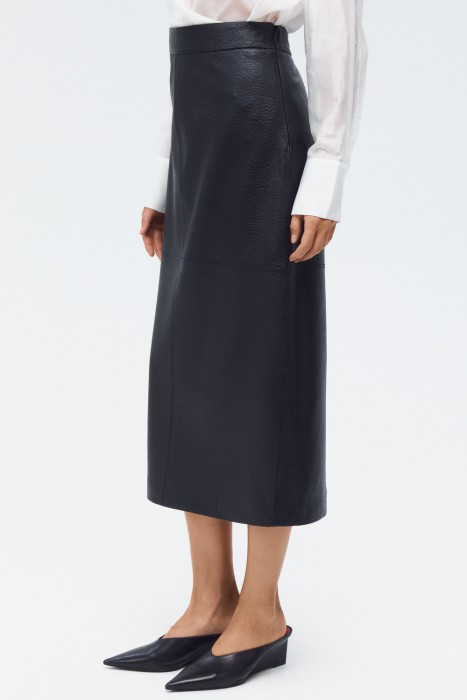 юбка из натуральной кожи по цене 15980 руб вид справа