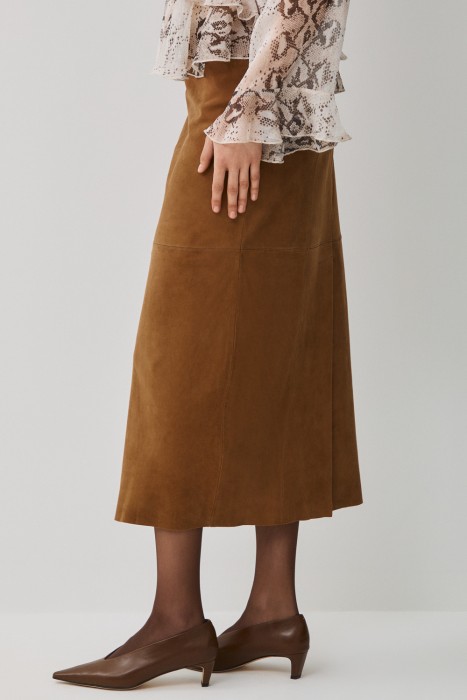 юбка из натуральной замши по цене 15980 руб вид справа