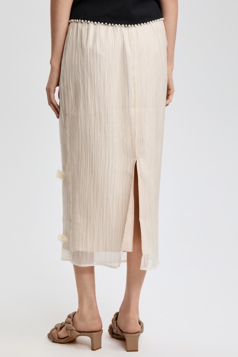 юбка с декором по цене 3600 руб вид справа