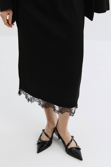 юбка с кружевом по цене 3010 руб вид справа