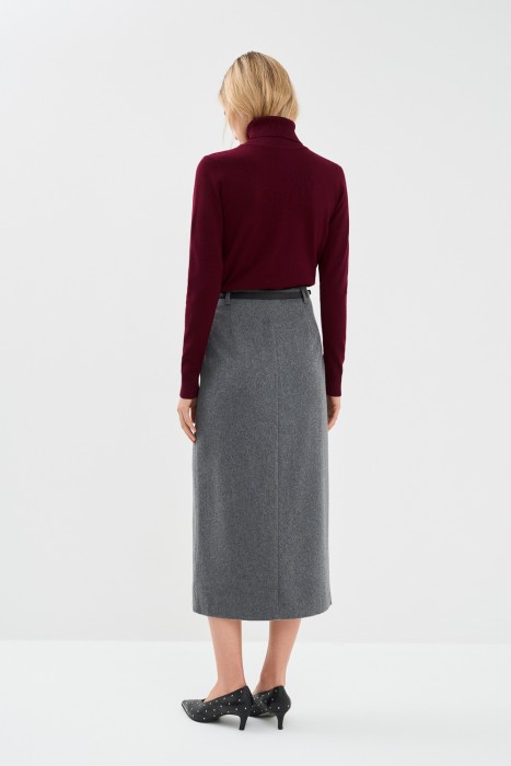 юбка с разрезом по цене 2170 руб вид справа