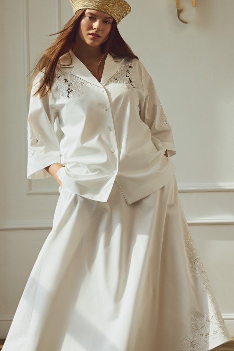 юбка с вышивкой от бренда снежная королева вид слева