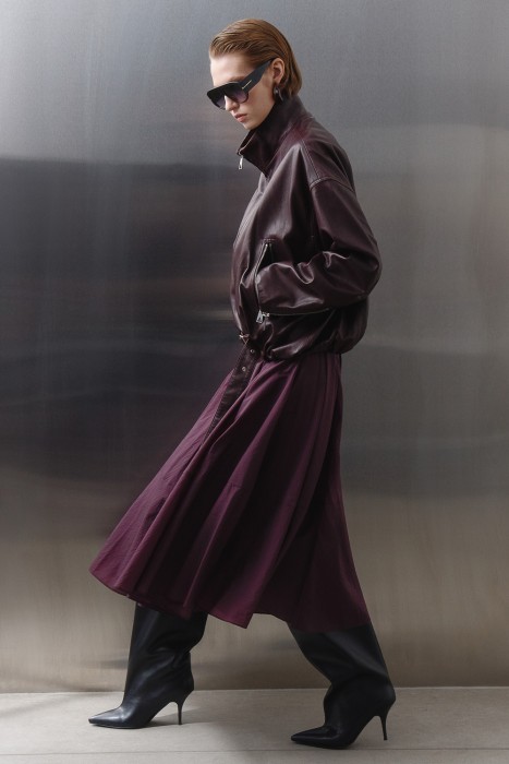 юбка от бренда снежная королева вид слева