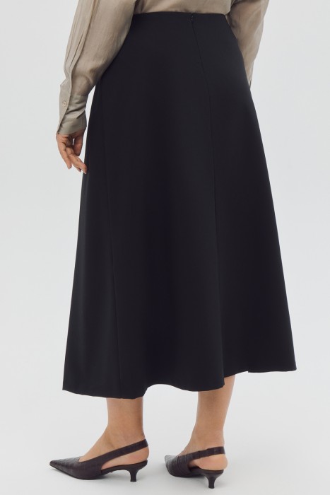 юбка по цене 3640 руб вид справа