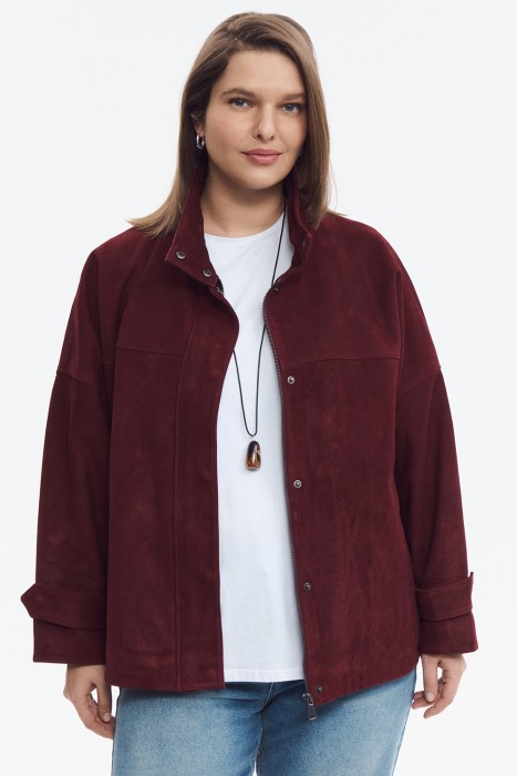 замшевая куртка от бренда снежная королева вид слева