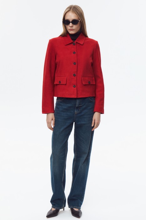 замшевая куртка по цене 18800 руб вид справа