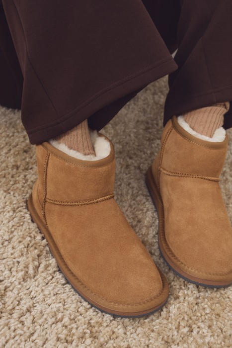 замшевые полуботинки с овчиной по цене 3250 руб вид справа