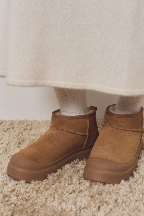 замшевые полуботинки с овчиной по цене 4070 руб вид справа