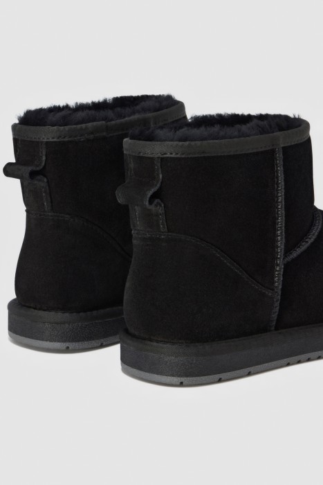 замшевые полуботинки с овчиной из россии вид сбоку
