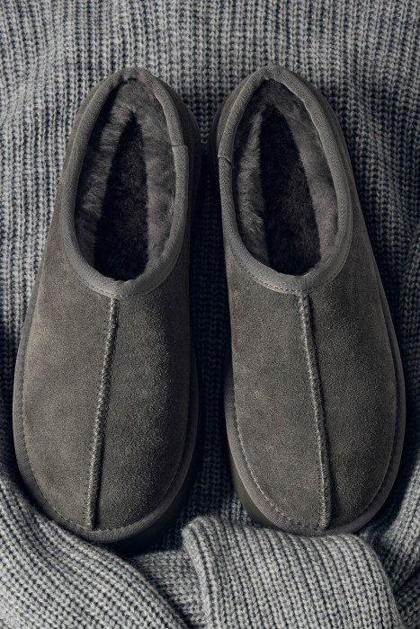 замшевые полуботинки с овчиной из россии вид сбоку