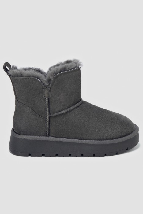 замшевые полуботинки с овчиной по цене 4070 руб вид справа