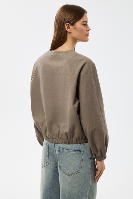 жакет-бомбер по цене 4520 руб вид справа