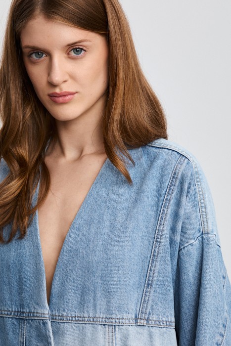 жакет из денима из россии вид сбоку