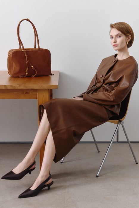 жакет из натуральной кожи с поясом от бренда снежная королева вид слева