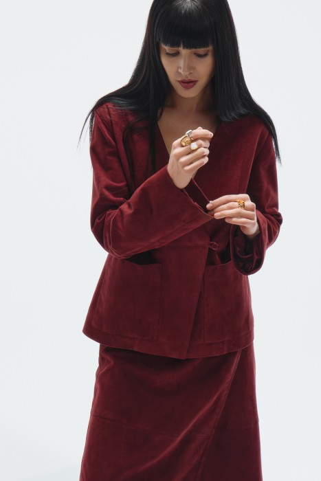 жакет из натуральной замши от бренда снежная королева вид слева