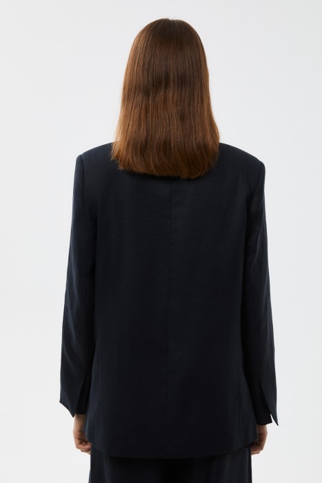 жакет изо льна по цене 6710 руб вид справа