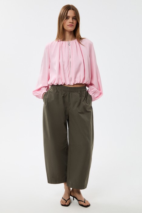 жакет на молнии от бренда снежная королева вид слева