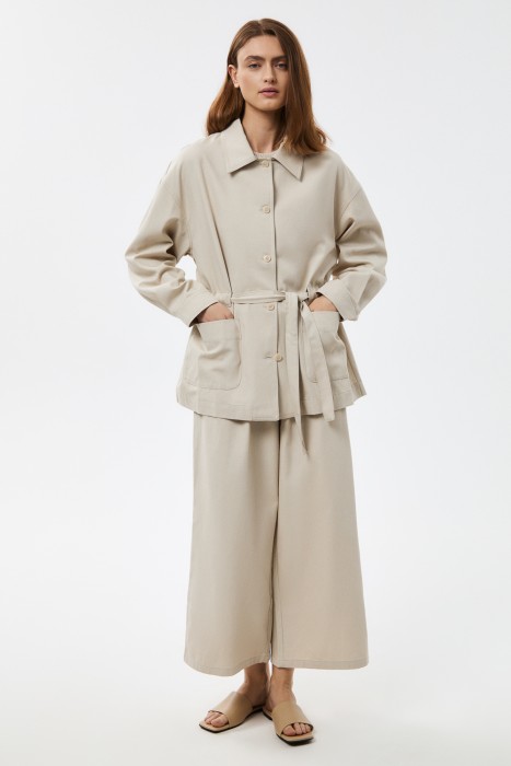 жакет с поясом по цене 6040 руб вид справа