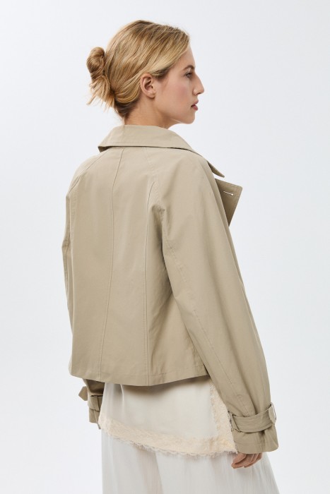 жакет-тренч по цене 5360 руб вид справа