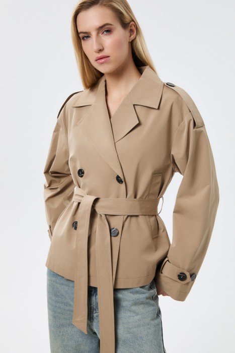 жакет-тренч от бренда снежная королева вид слева