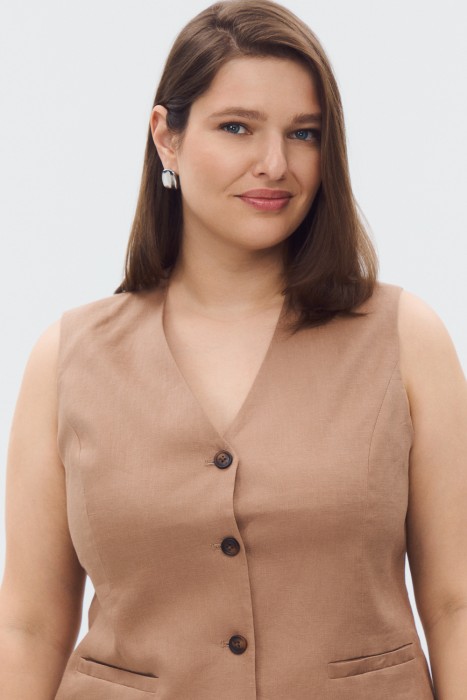 жилет изо льна из россии вид сбоку