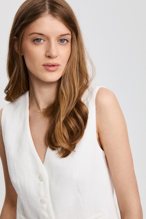 жилет с кружевной вставкой из россии вид сбоку