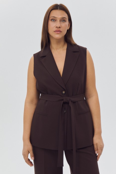 жилет с поясом от бренда снежная королева вид слева