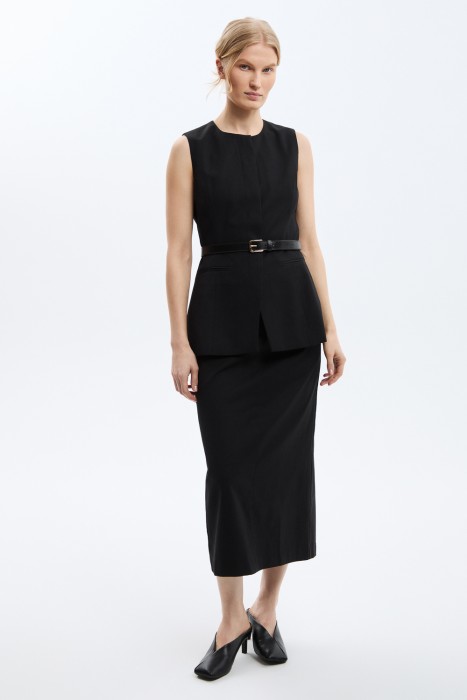 жилет от бренда снежная королева вид слева