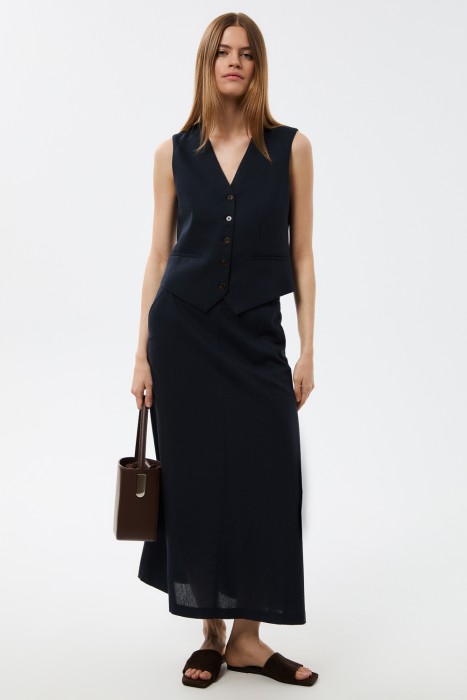 жилет от бренда снежная королева вид слева