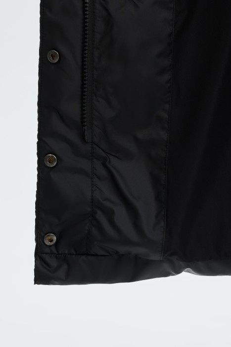 зимнее пальто с капюшоном из россии вид сбоку