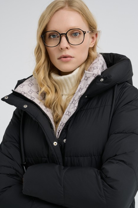 зимнее пальто с капюшоном из россии вид сбоку