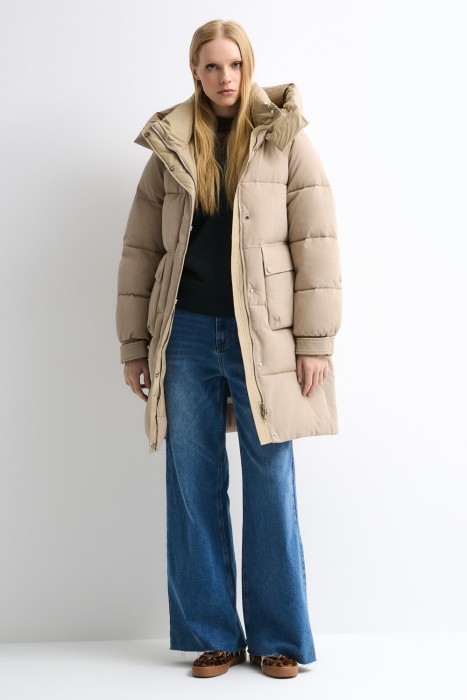 зимнее пальто с капюшоном из россии вид сбоку