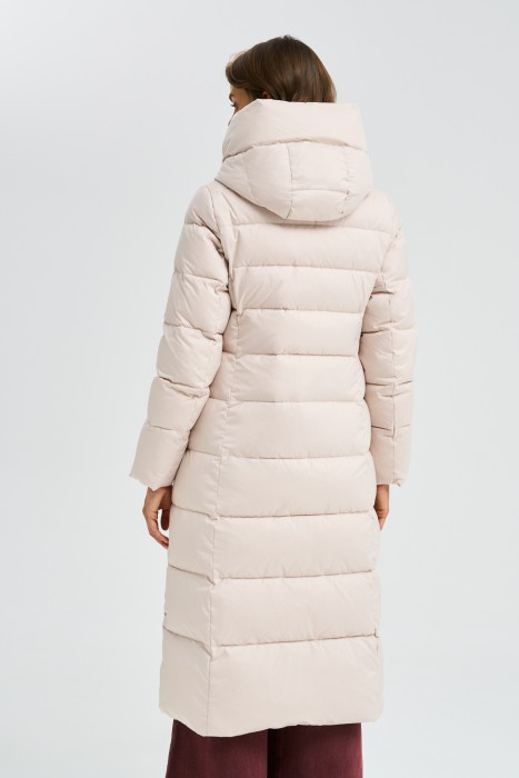 зимнее пальто с капюшоном по цене 7980 руб вид справа