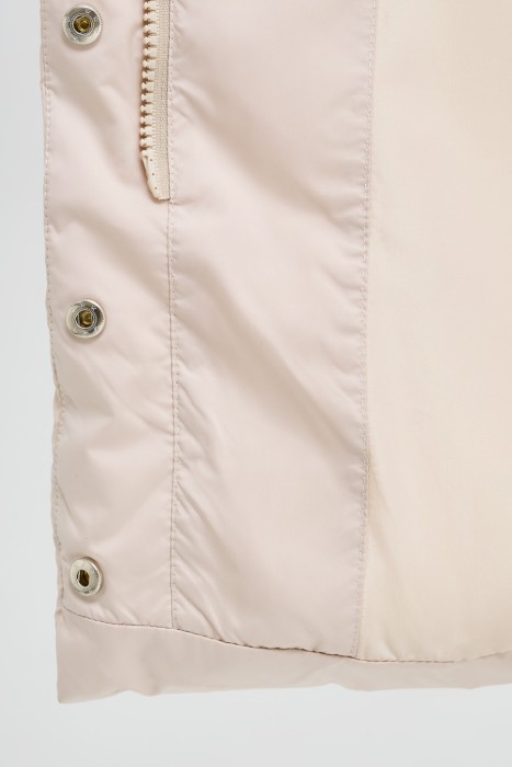 зимнее пальто с капюшоном из россии вид сбоку