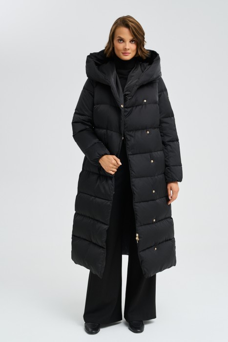 зимнее пальто с капюшоном от бренда снежная королева вид слева