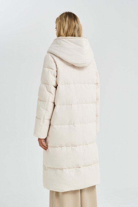 зимнее пальто с капюшоном по цене 11820 руб вид справа