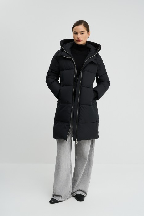 зимнее пальто с капюшоном от бренда снежная королева вид слева