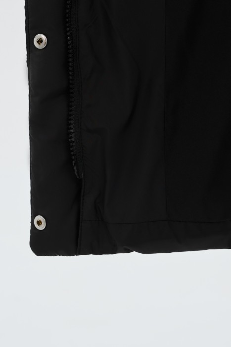 зимнее пальто с капюшоном из россии вид сбоку