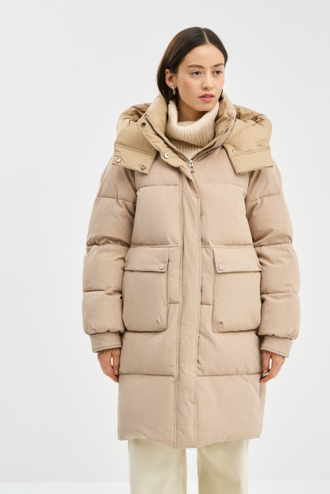 зимнее пальто с капюшоном от бренда снежная королева вид слева