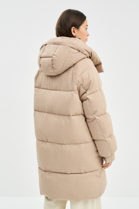 зимнее пальто с капюшоном по цене 7660 руб вид справа