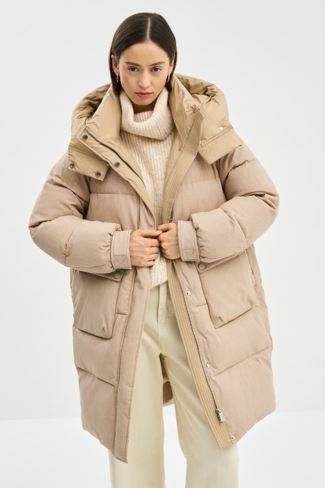 зимнее пальто с капюшоном из россии вид сбоку