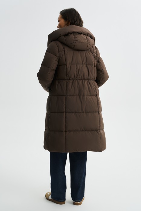 зимнее пальто с капюшоном по цене 6350 руб вид справа