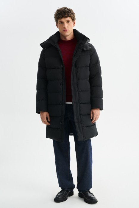 зимнее пальто с капюшоном из россии вид сбоку