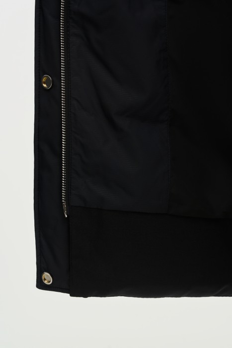 зимнее пальто с капюшоном из россии вид сбоку