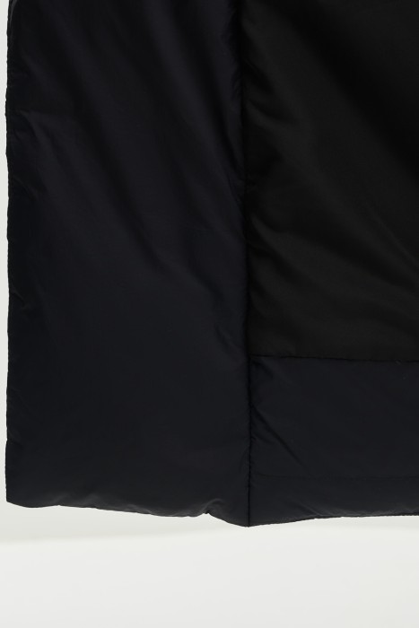 зимнее пальто с капюшоном из россии вид сбоку