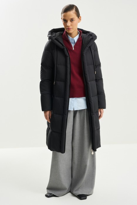 зимнее пальто с капюшоном из россии вид сбоку