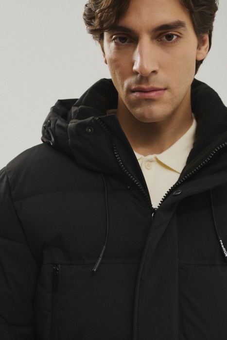 зимнее пальто с капюшоном из россии вид сбоку