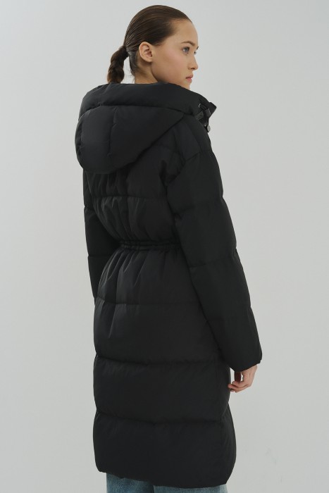 зимнее пальто с капюшоном по цене 7330 руб вид справа